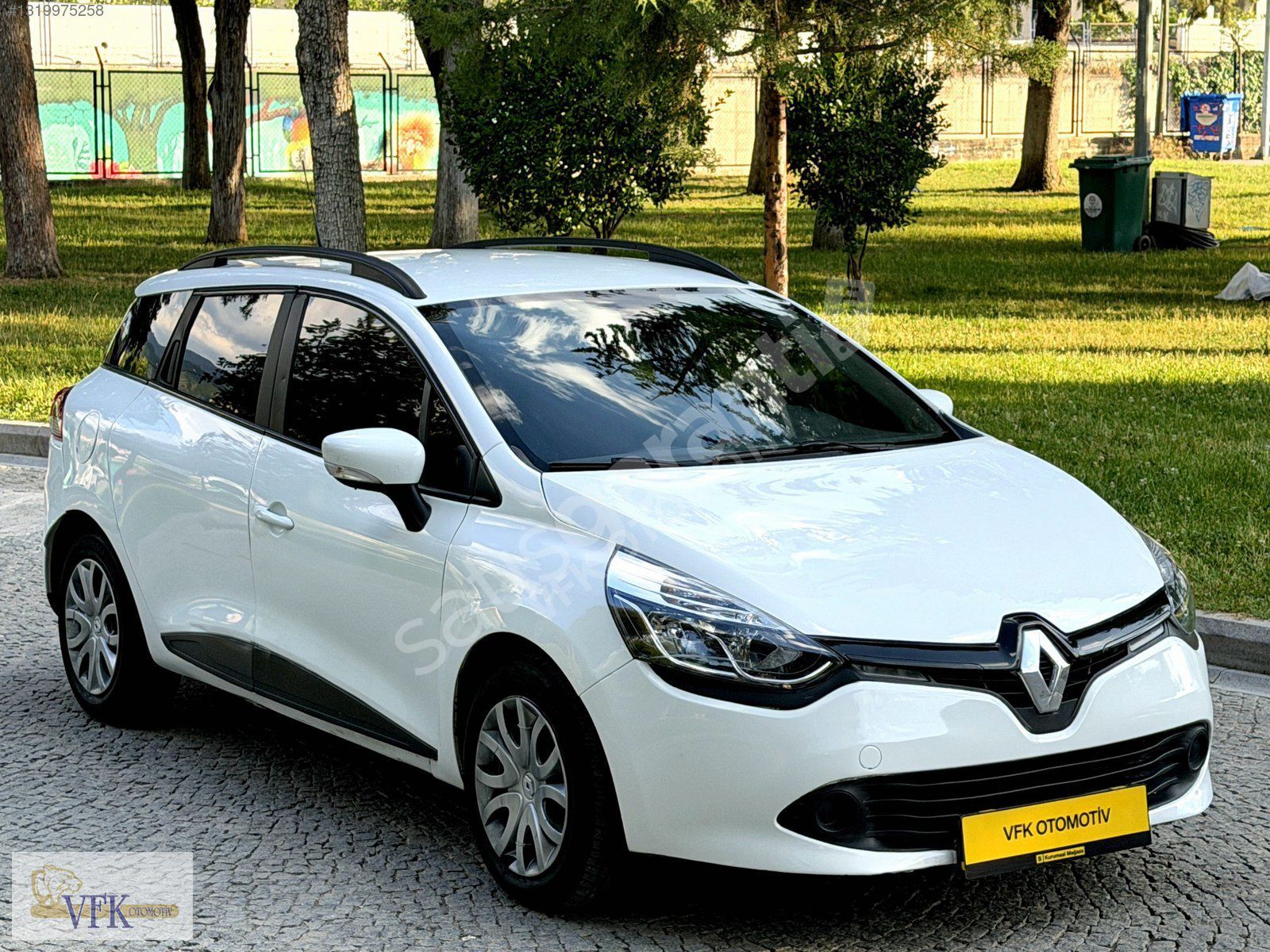RENAULT CLİO 1.5 DCİ SPORTOURER JOY 2015 MODEL TEMİZ BAKIMLI ! !
