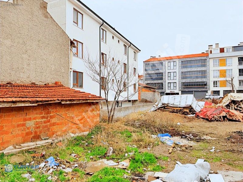 TURYAP'TAN ÇAMLICA MAH. BEHÇET NECATİGİL CAD.YAKINI SATILIK ARSA
