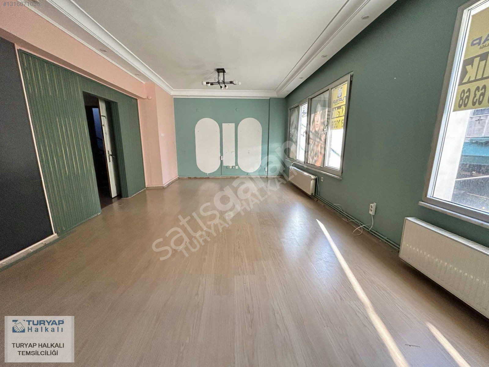 BEŞİKTAŞ ÇARŞI'DA 4+1 HOME & OFFİCE KULANIMA UYGUN DAİRE
