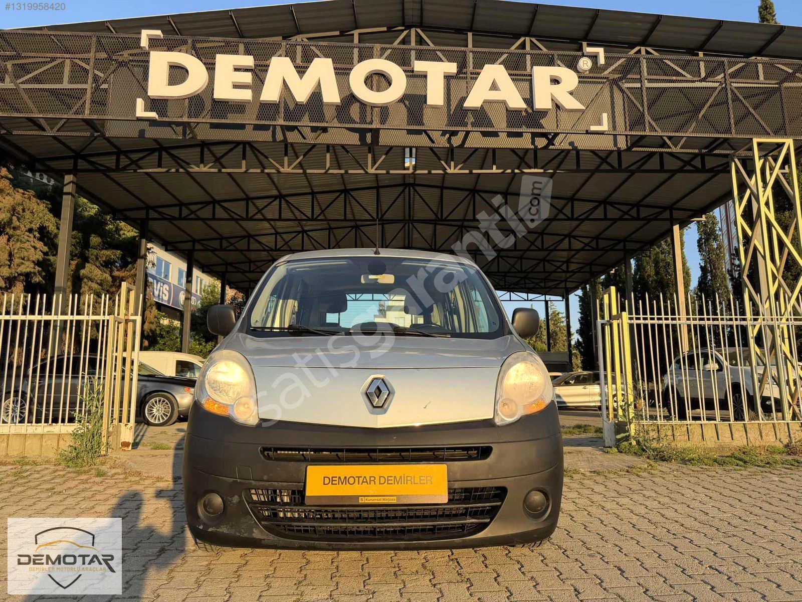 DEMOTAR'DAN 2012 RENAULT KANGOO MULTİX 1.5 DCİ AUTH.