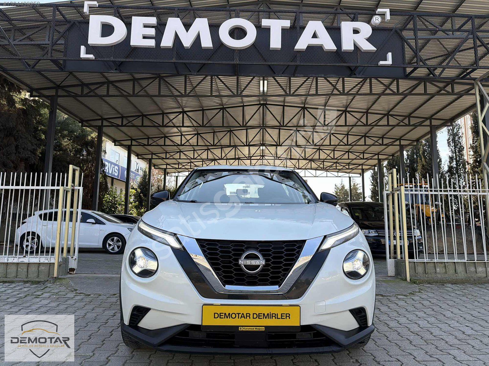 DEMOTAR'DAN BOYASIZ 2023 NİSSAN JUKE TEKNA OTOMATİK 52 BİN KM