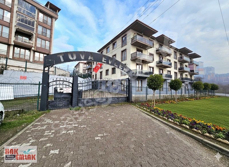 Hak Emlak'tan Üniversite Bölgesinde Satılık 2+1 Eşyalı Daire