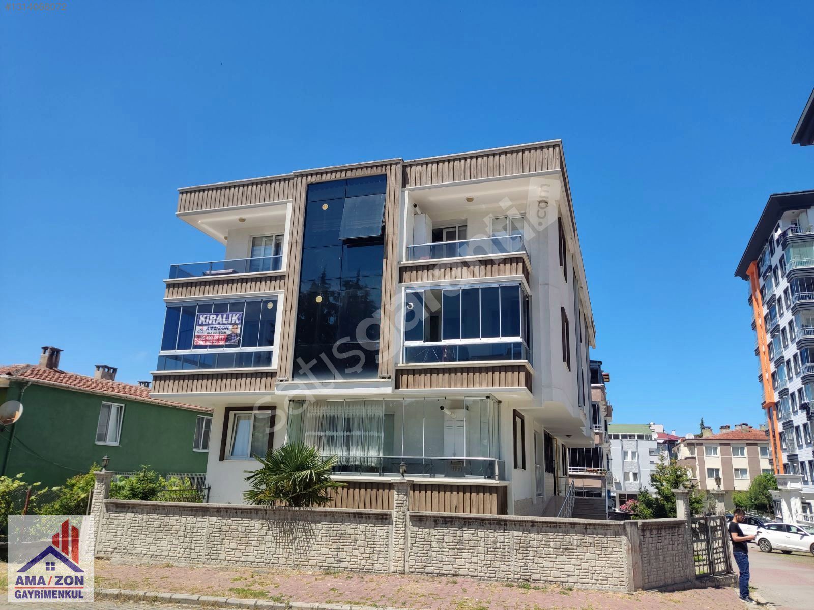 ALİ ERİŞGİN'DEN KİRALIK 1+1 DAİRE (EŞYASIZ)ATAKUM MERKEZİ YERDE