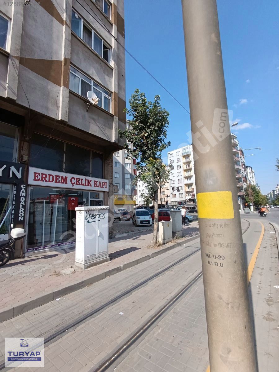SİVRİHİSAR-1 CD.'DE SATILIK KÖŞE DÜKKAN