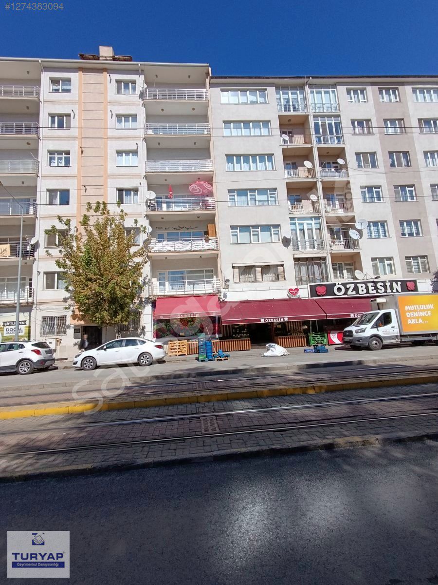VİŞNELİK ÖĞRETMENLER CD.'DE SATILIK 3+1