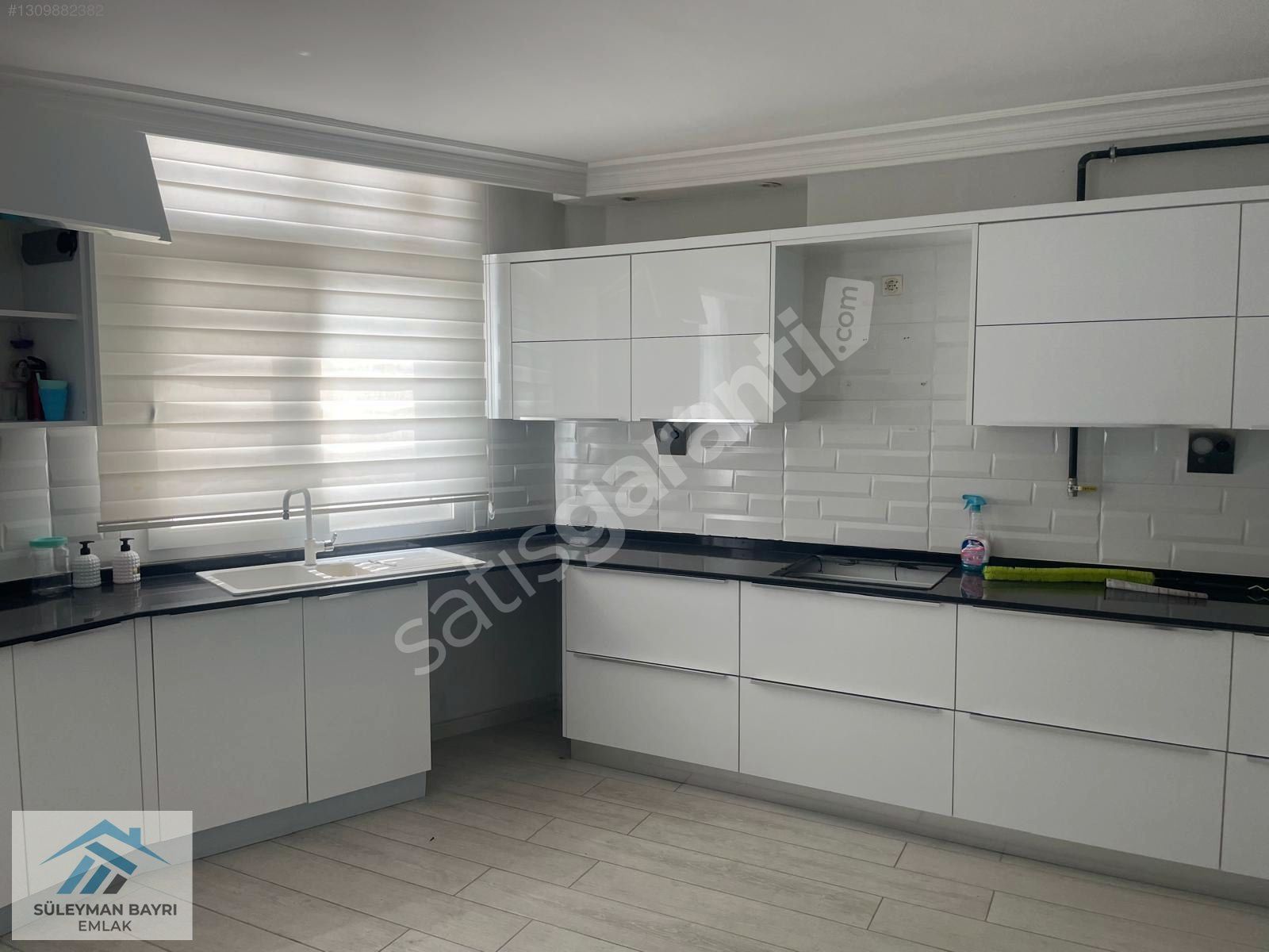 KENAN EVREN BULVARINDA SATILIK DAİRE