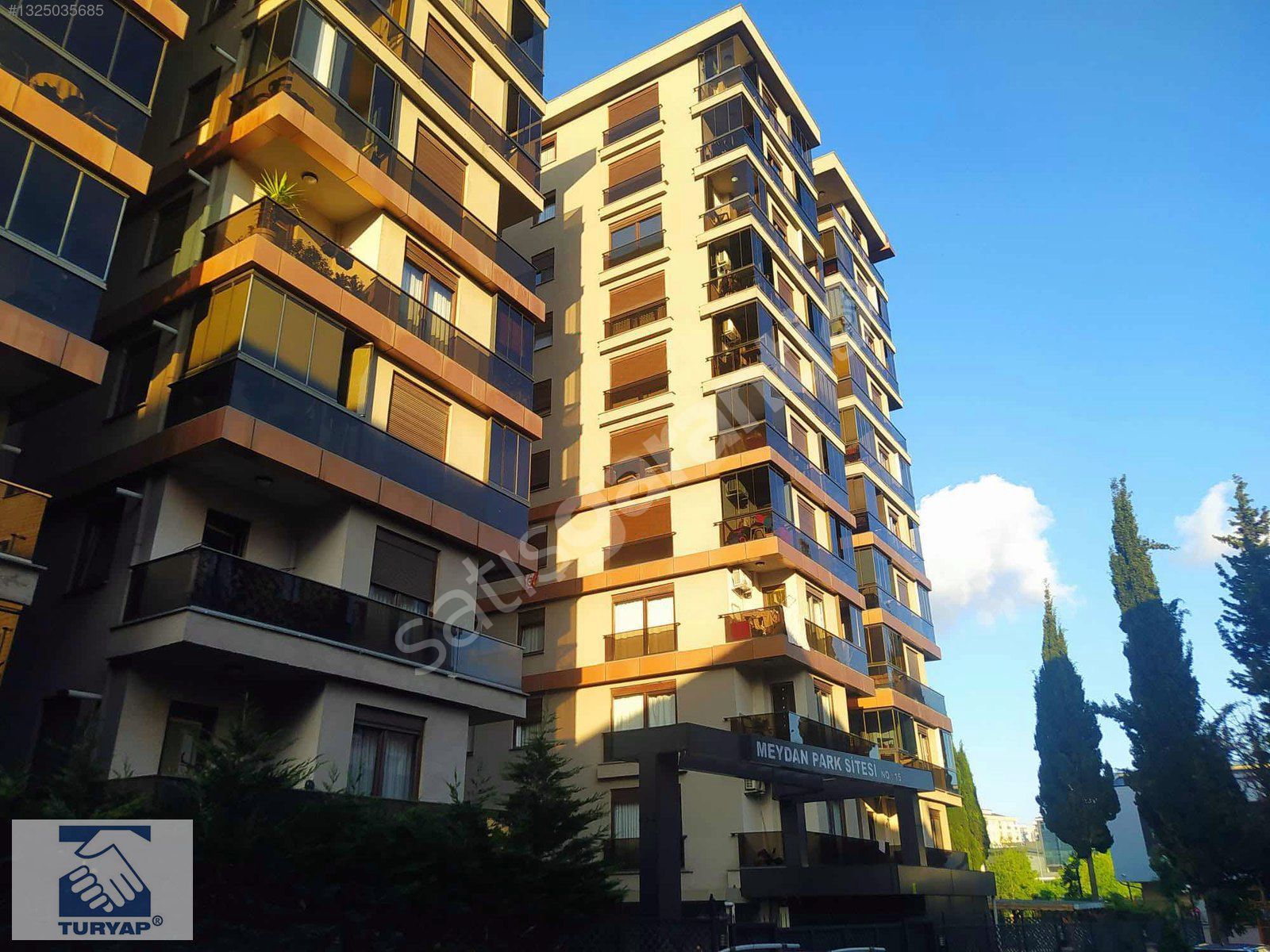 TURYAP DAN MEYDAN PARK SİTESİNDE 2+1 SATILIK ARAKAT