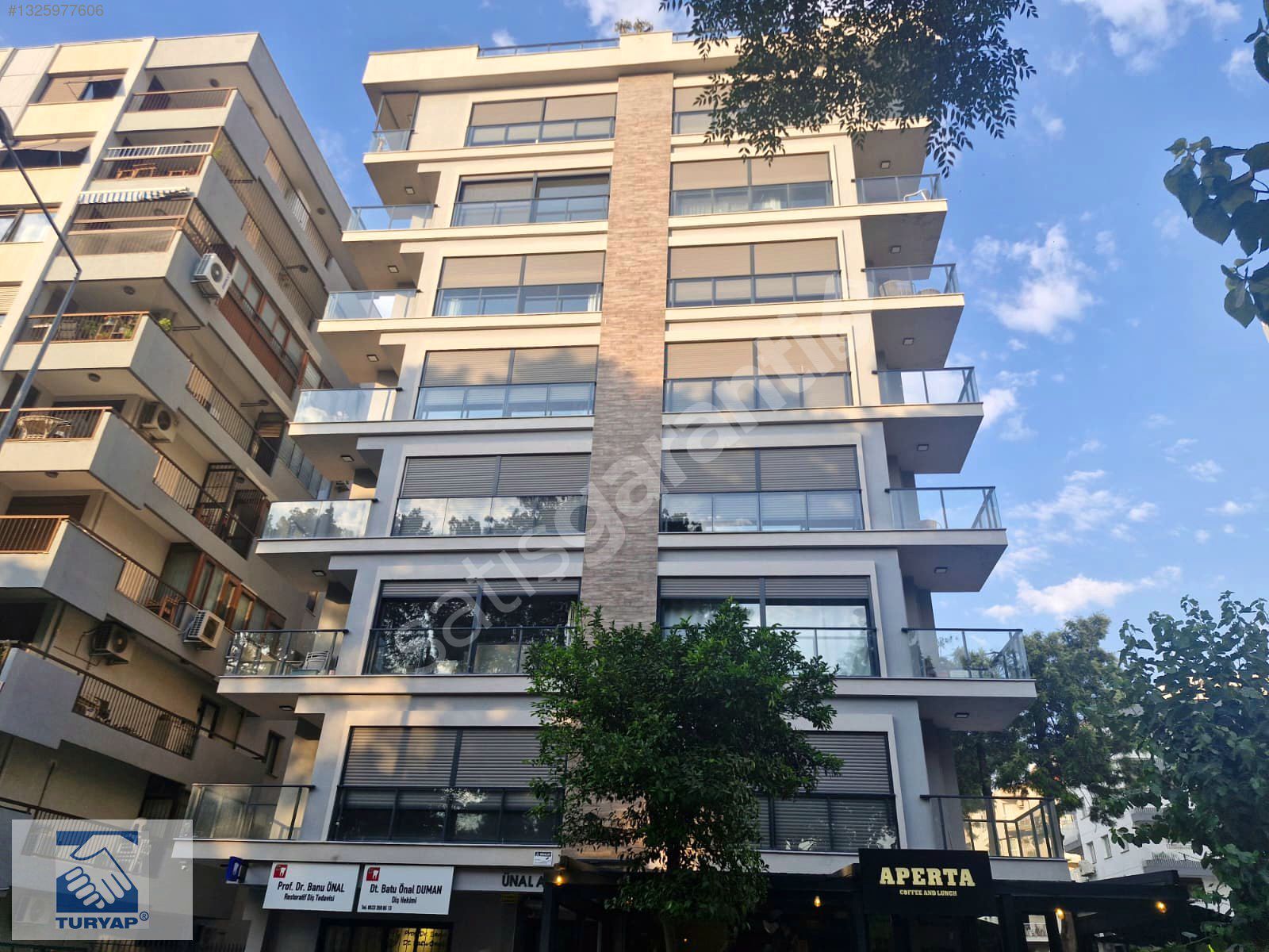 ALSANCAK FUAR ALANI MANZARALI PRESTİJLİ LOKASYONDA 3+1 DAİRE