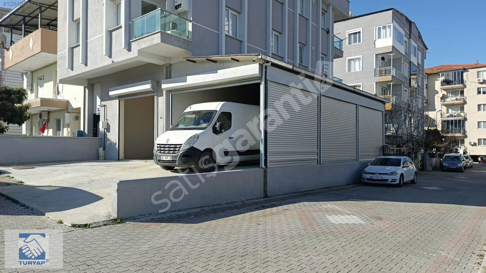 Kemalpaşa Armutlu'da Kiralık 150 m2 Dükkan