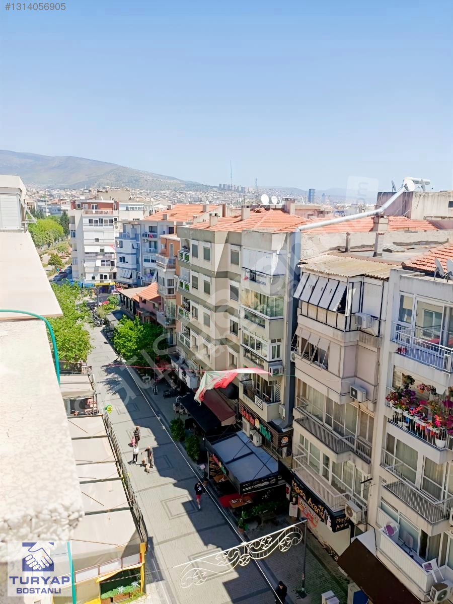 Karşıyaka Tuna Mah.Salah Birsel sk.Satılık 2+1 Daire