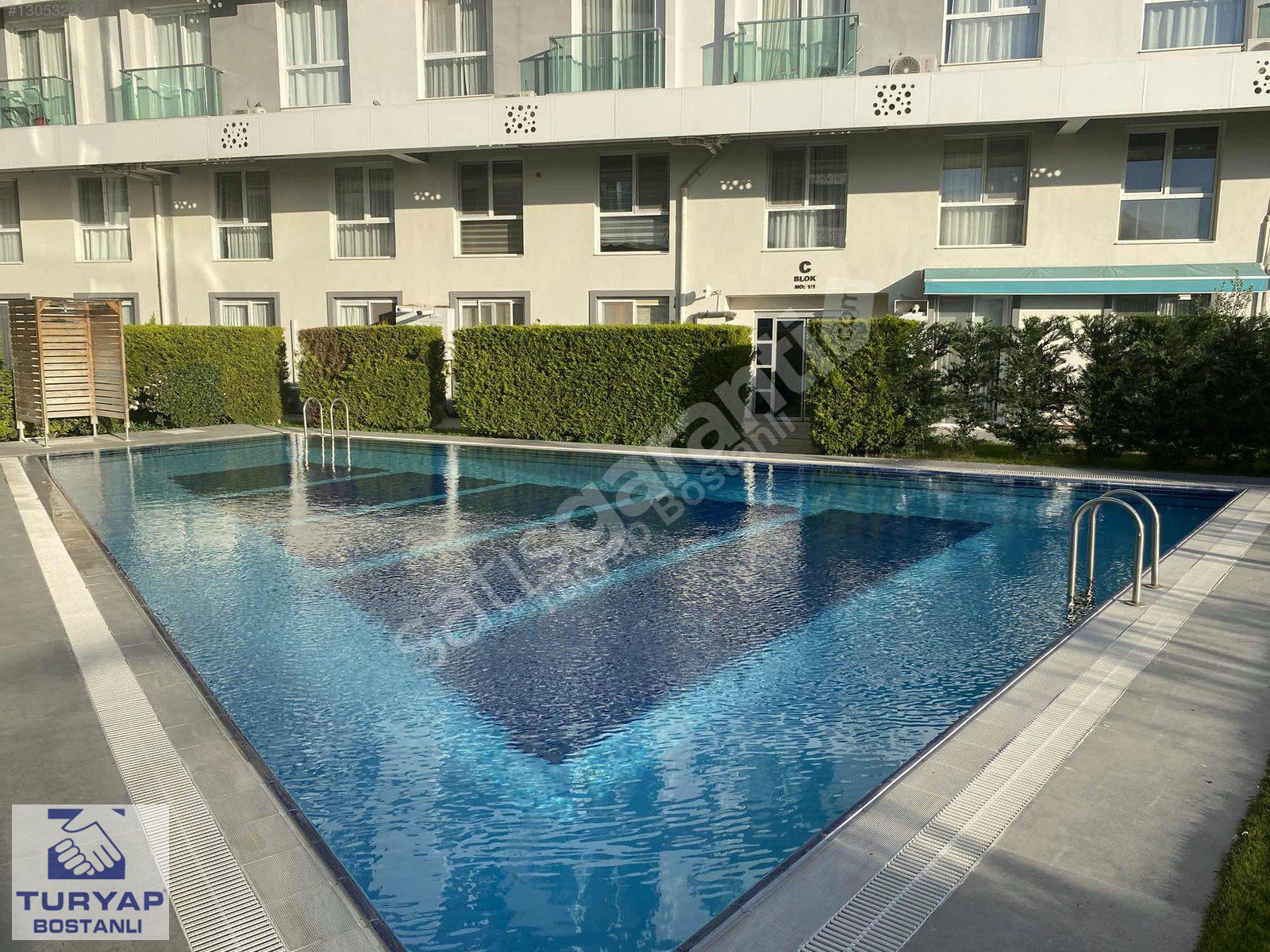 Seyrek Bizim Yaşam Sitesinde 1+1 Satılık Daire