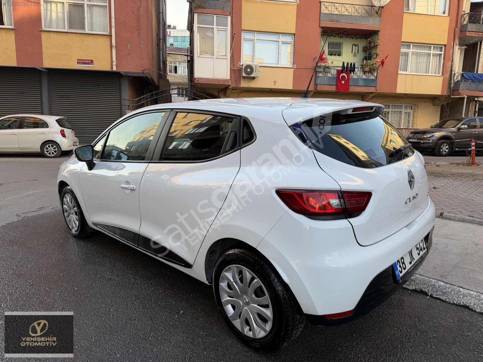 2015 MODEL BOYASIZ DEĞİŞENSİZ HASAR KAYITSIZ KM:182.000