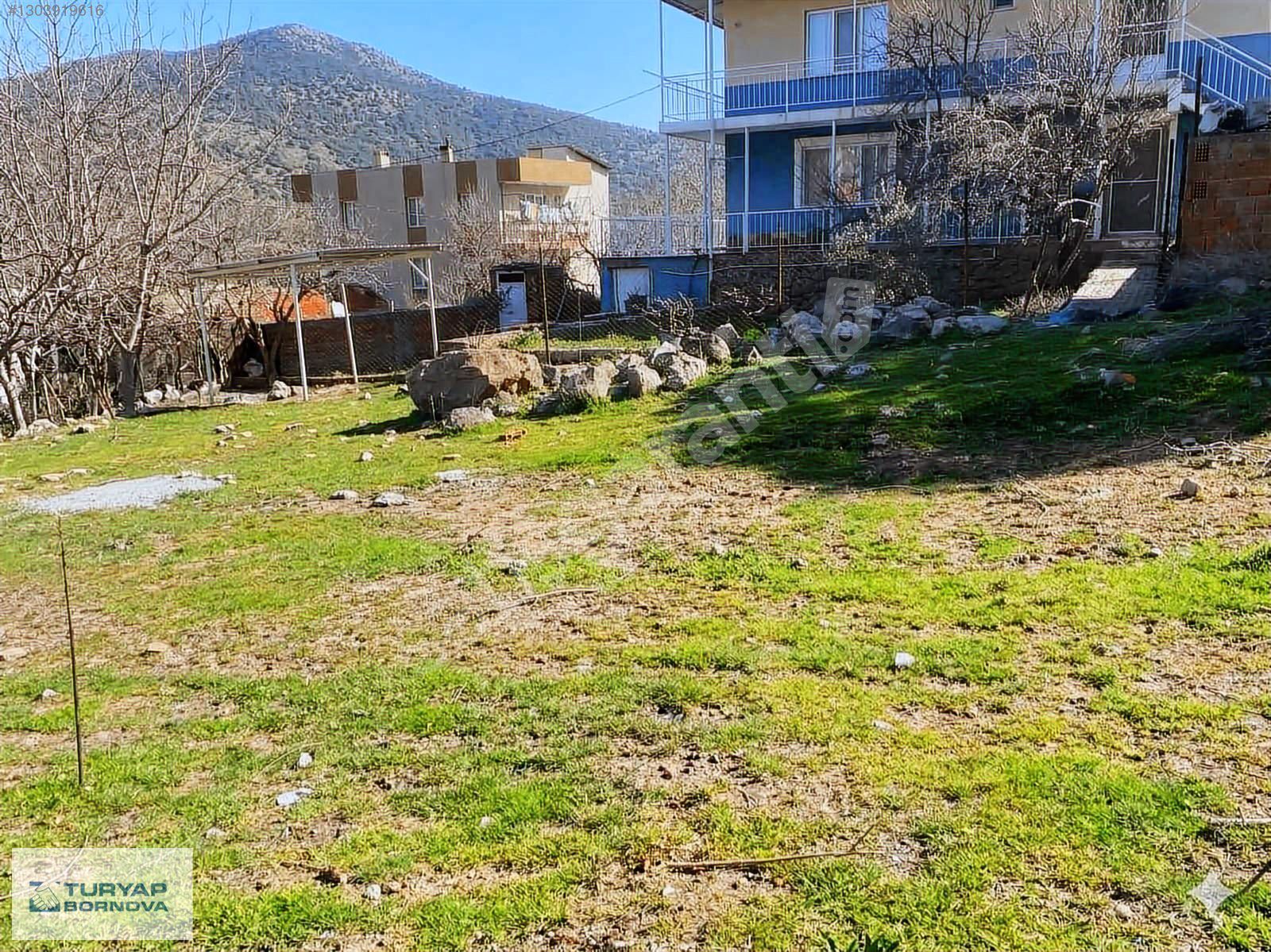 BORNOVA ÇAMİÇİ MAHALLESİ SATILIK VİLLA ARSASI