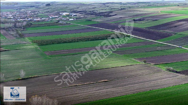 Kuzuaçardağı Köyü'nde Satılık 15.052 m² Tarla