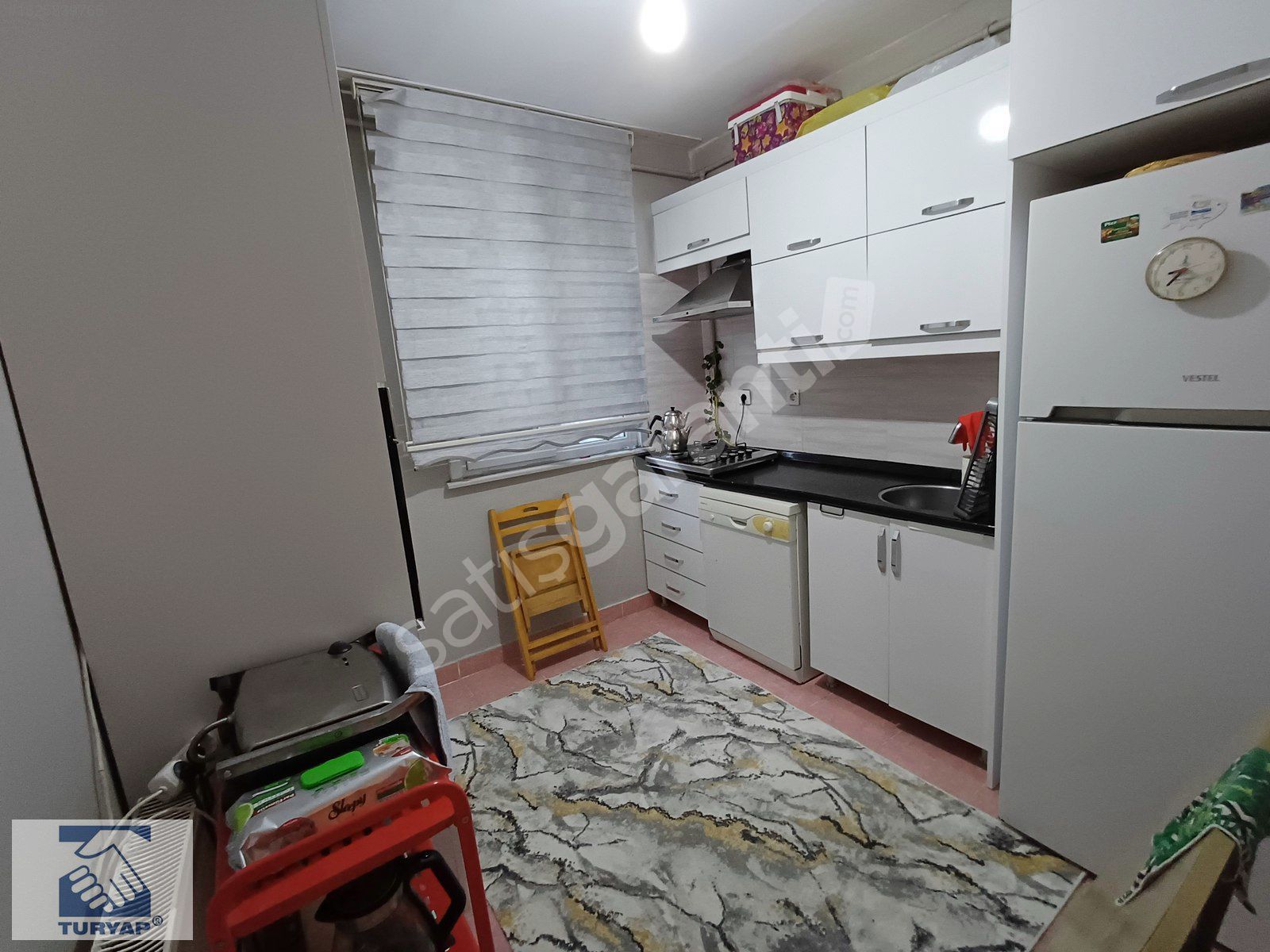 Turyap Aydos'tan Veysel Karani'de Kiralık Geniş 2+1 Arakat Daire