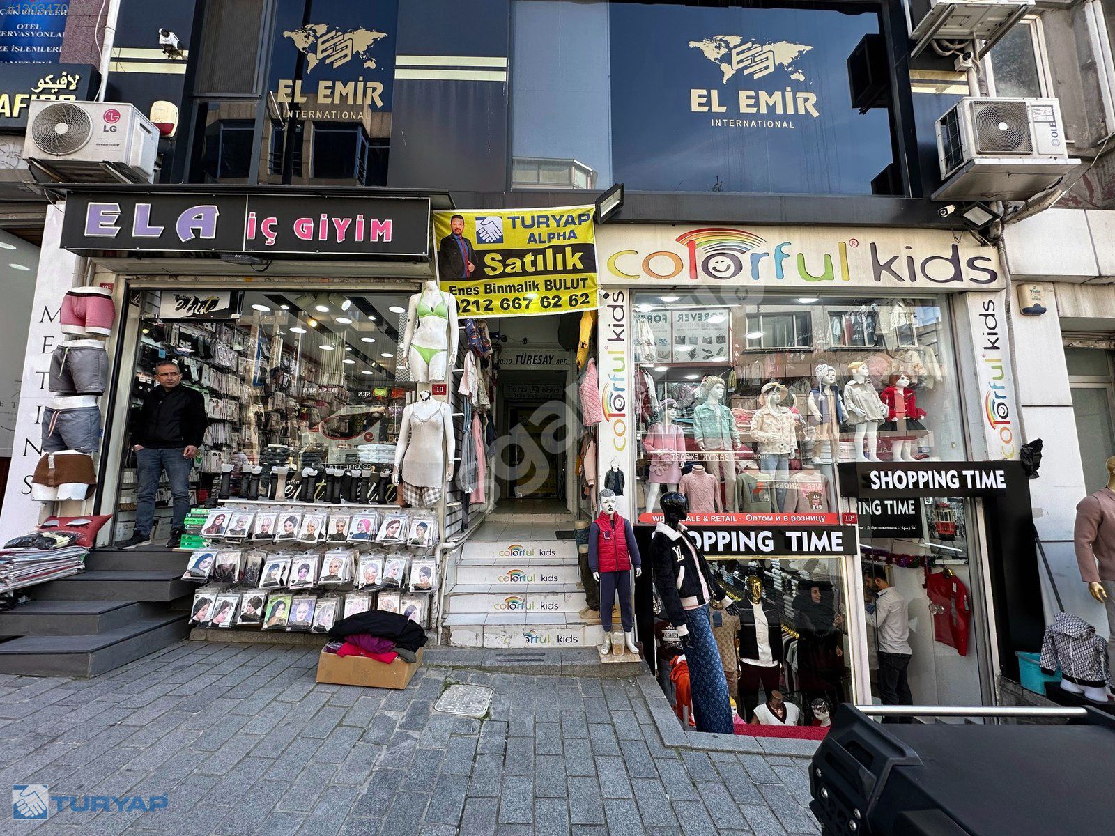 Laleli'de Yatırım Fırsatı !!! Giriş Kat 80 m2 Dükkan & Magaza