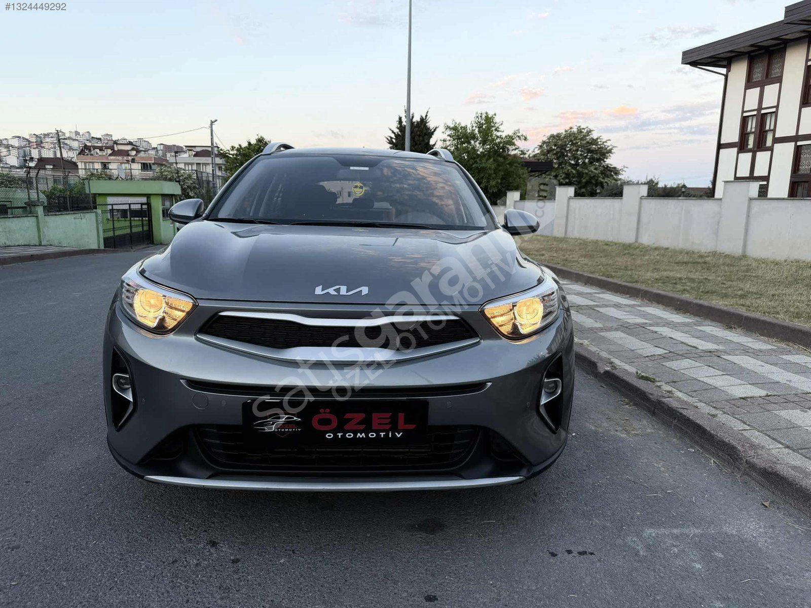 Özel'den HATASIZ BOYASIZ DEĞİŞENSİZ KİA STONİC