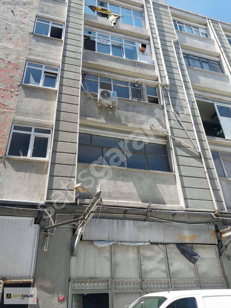 BAYRAMPAŞA ALBA SANAYİ SİTESİNDE KİRALIK DÜKKAN