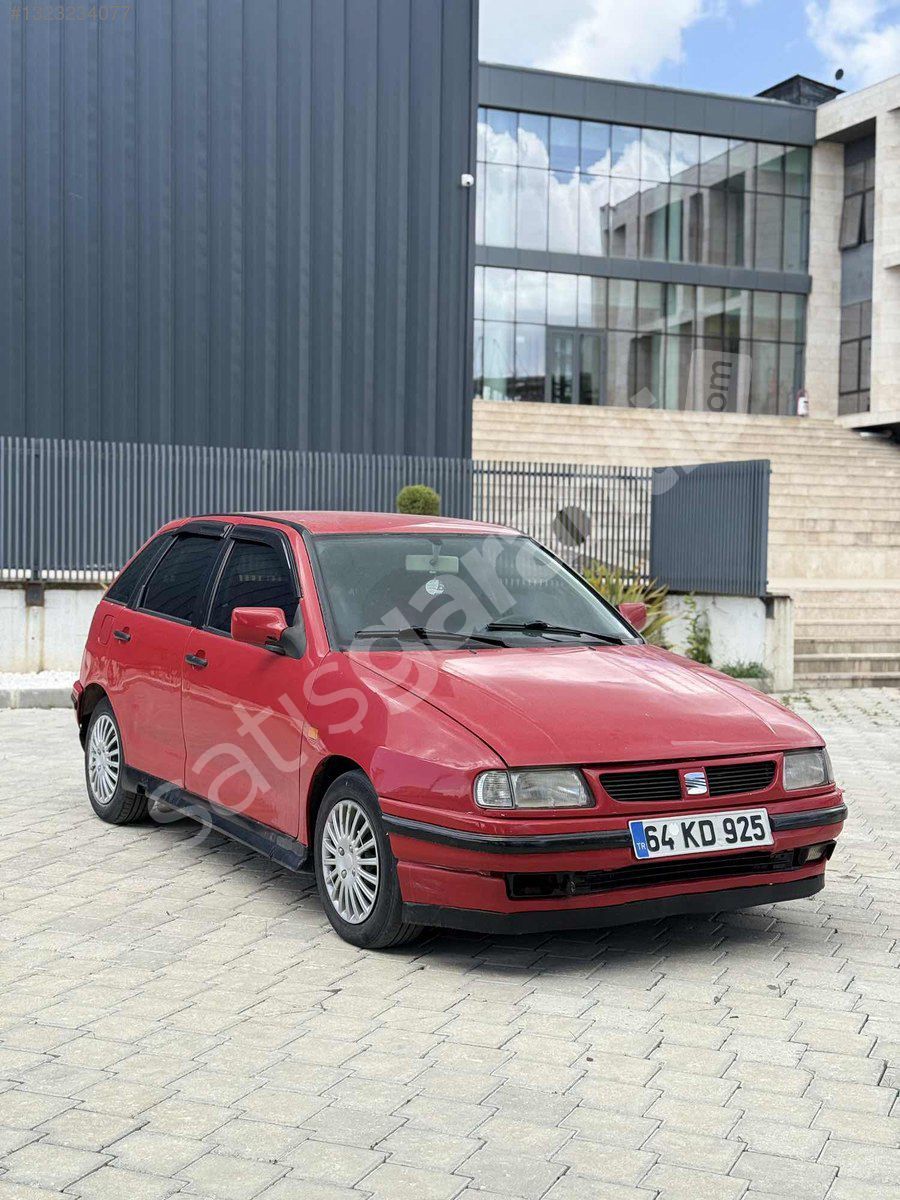 SEAT IBIZA GT