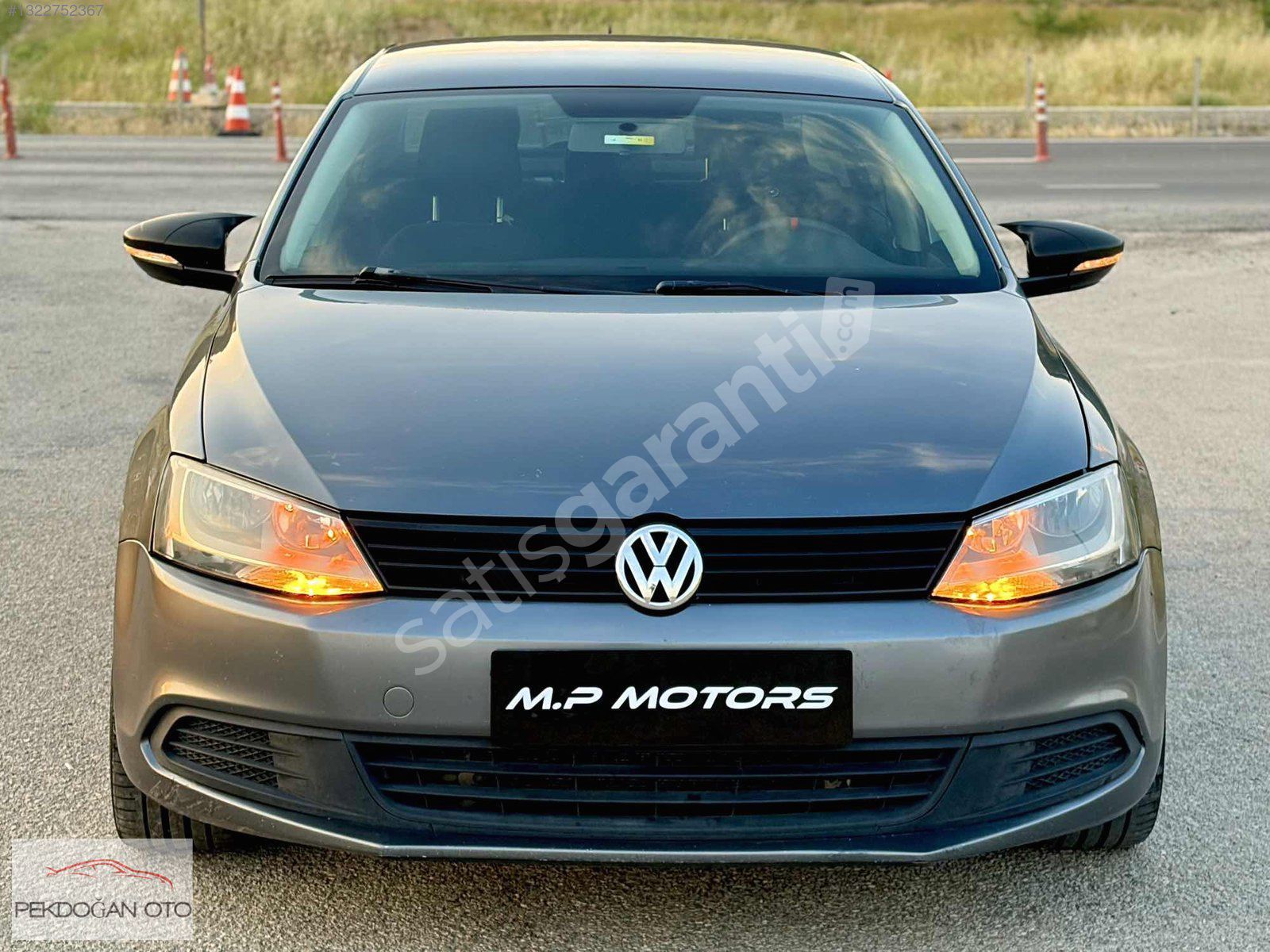 HATASIZ BOYASIZ TRAMERSİZ 18 JANT TABLET EKRAN JETTA 1.6TDİ