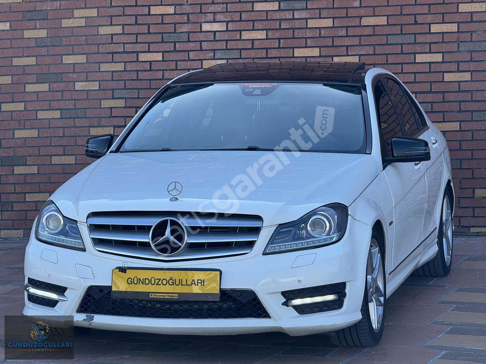2013 C180 AMG /7G TRONİC 1.6 /195.000 KM'DE 365 BİN PEŞİN 36 AY