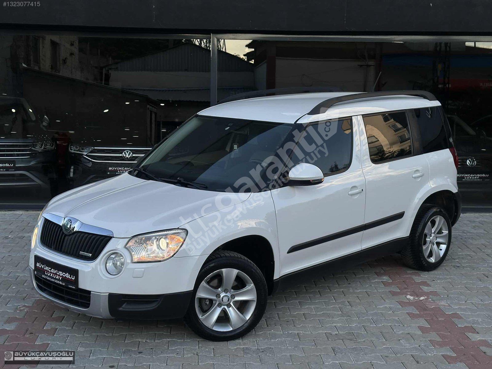 247.000KM HATASIZ SKODA 1.6 TDI ELEGANCE İÇİBEJ+XENON+K.AYNA