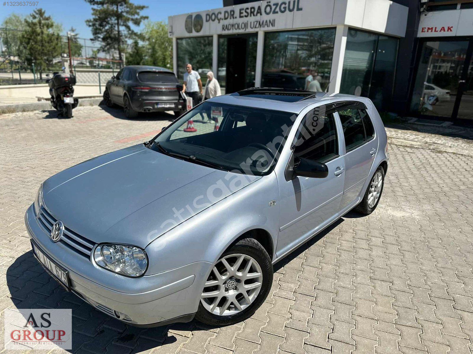 Sunroof. Geri görüş. Otomatik. Büyük ekran