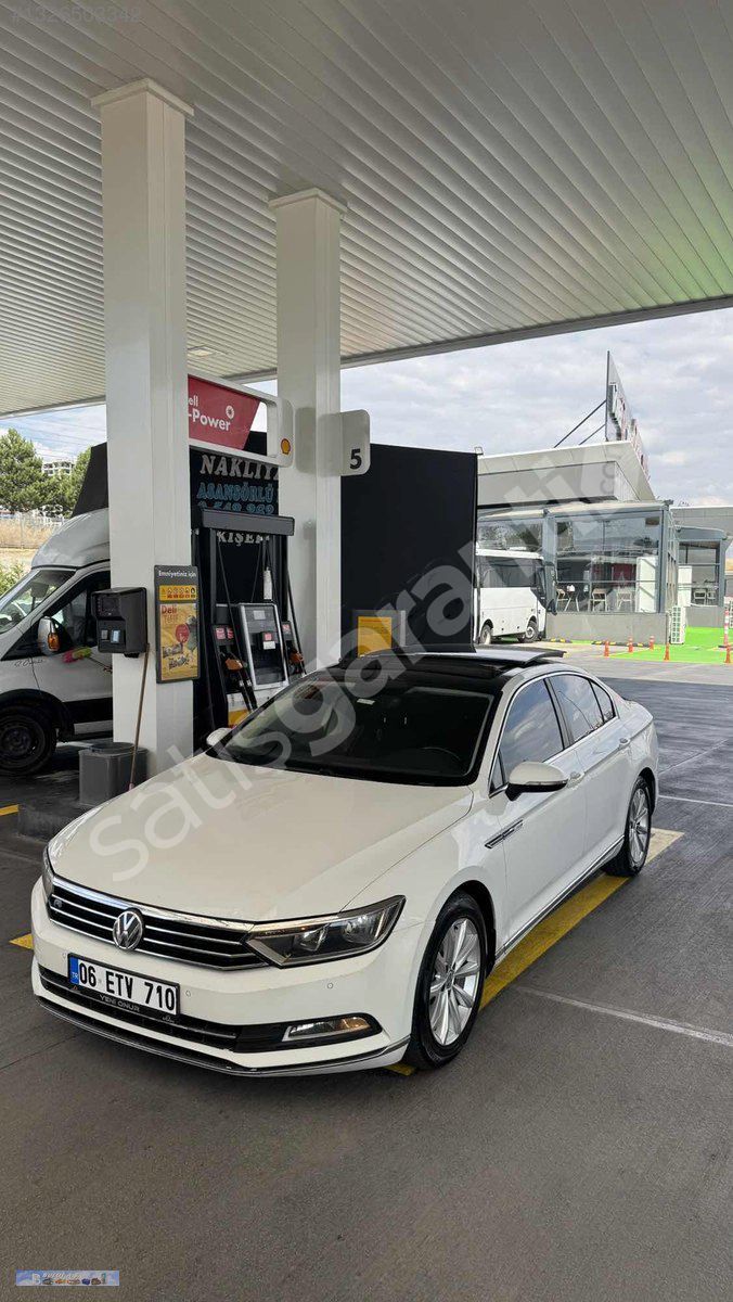 2017 VW PASSAT 1.6TDİ COMFORTLİNE-OTOMATİK-C.TAVAN-HATASIZ-D.KM
