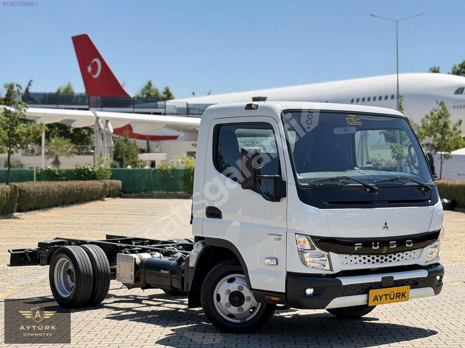 AYTÜRK'TEN 2024 CANTER 3.5B KAMYONET ŞASE SIFIR AYARI FATURALI