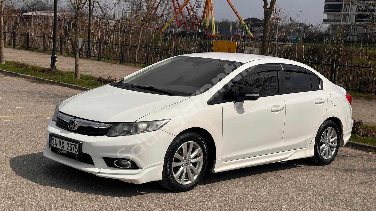 AY OTOMOTİV'DEN OTOMATİK DÜŞÜK KM CİVİC