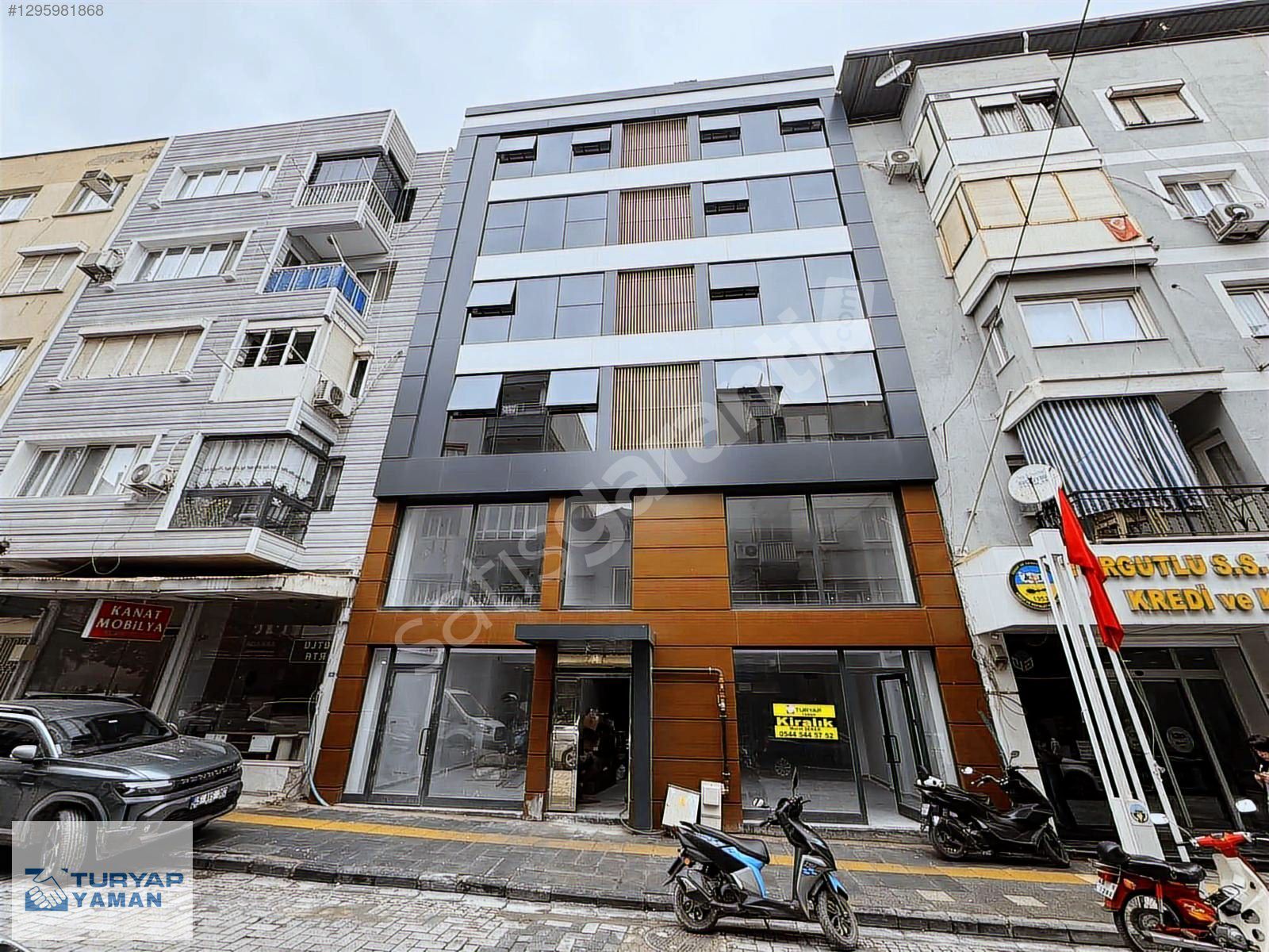 TURYAP'TAN TURGUTLU MERKEZDE 100 M² KİRALIK SIFIR İŞYERİ