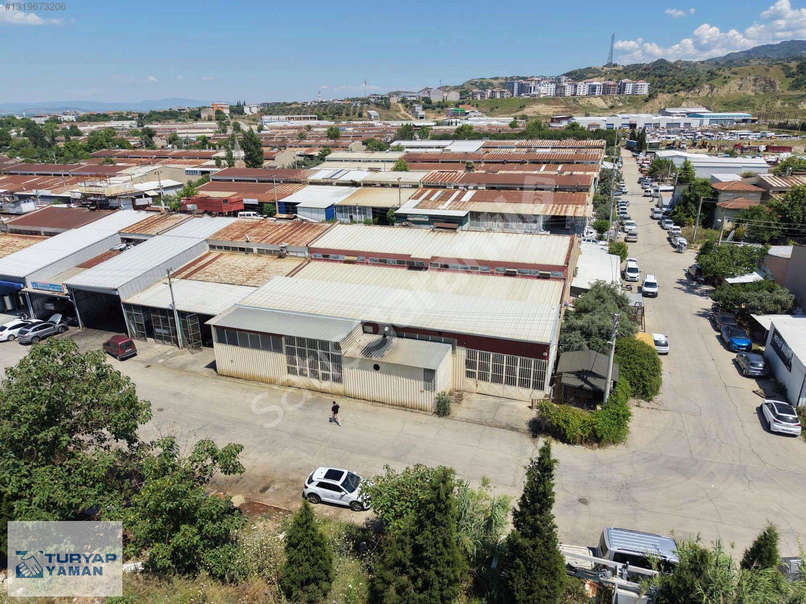 TURYAP YAMANDAN FATİH SANAYİ SİTESİNDE 740 M2 KİRALIK DÜKKAN