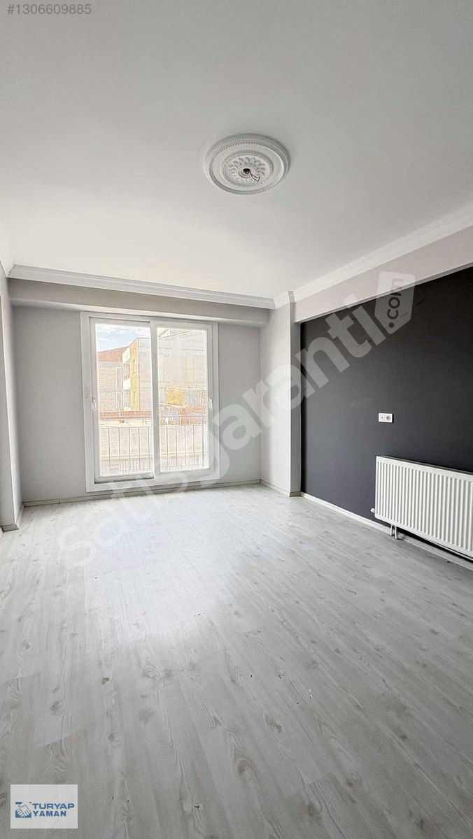 TURYAPTAN KURTULUŞ MAHALLESİNDE ARA KAT 2+1 KİRALIK DAİRE