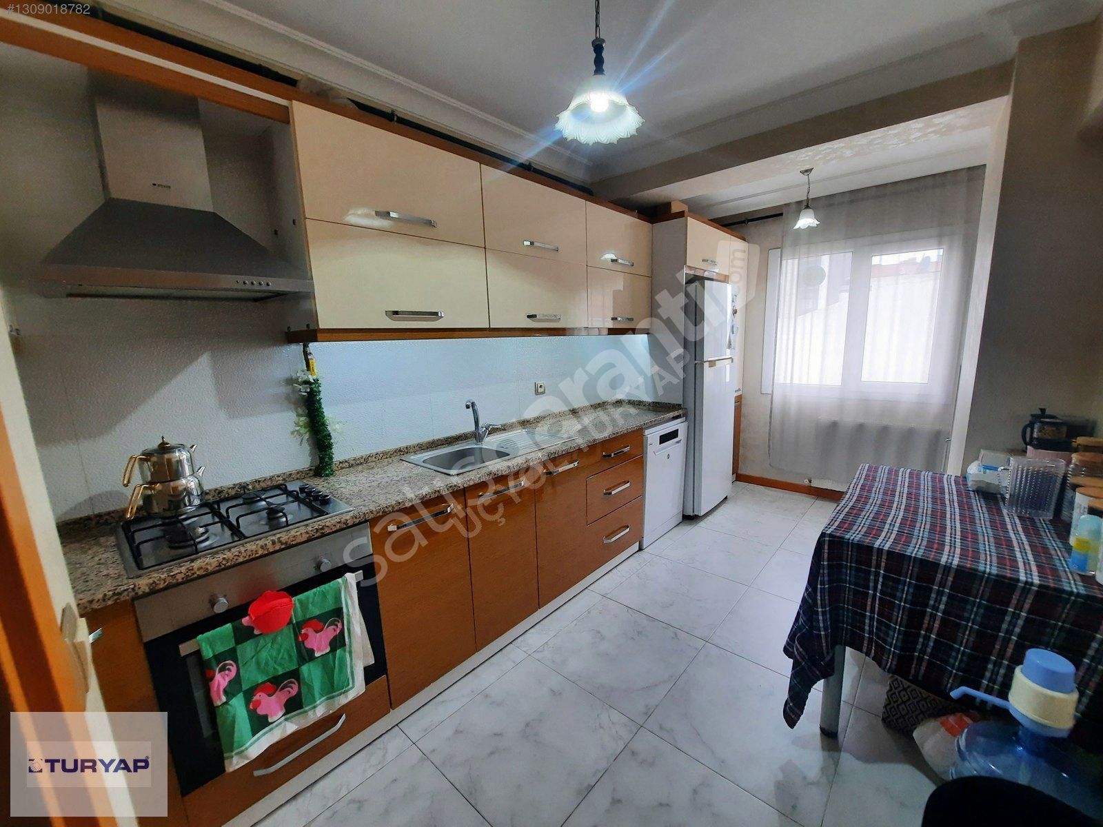 KONAK ZAFERTEPE'DE ASANSÖRLÜ, OTOPARKLI,3+1 GENİŞ SATILIK DAİRE
