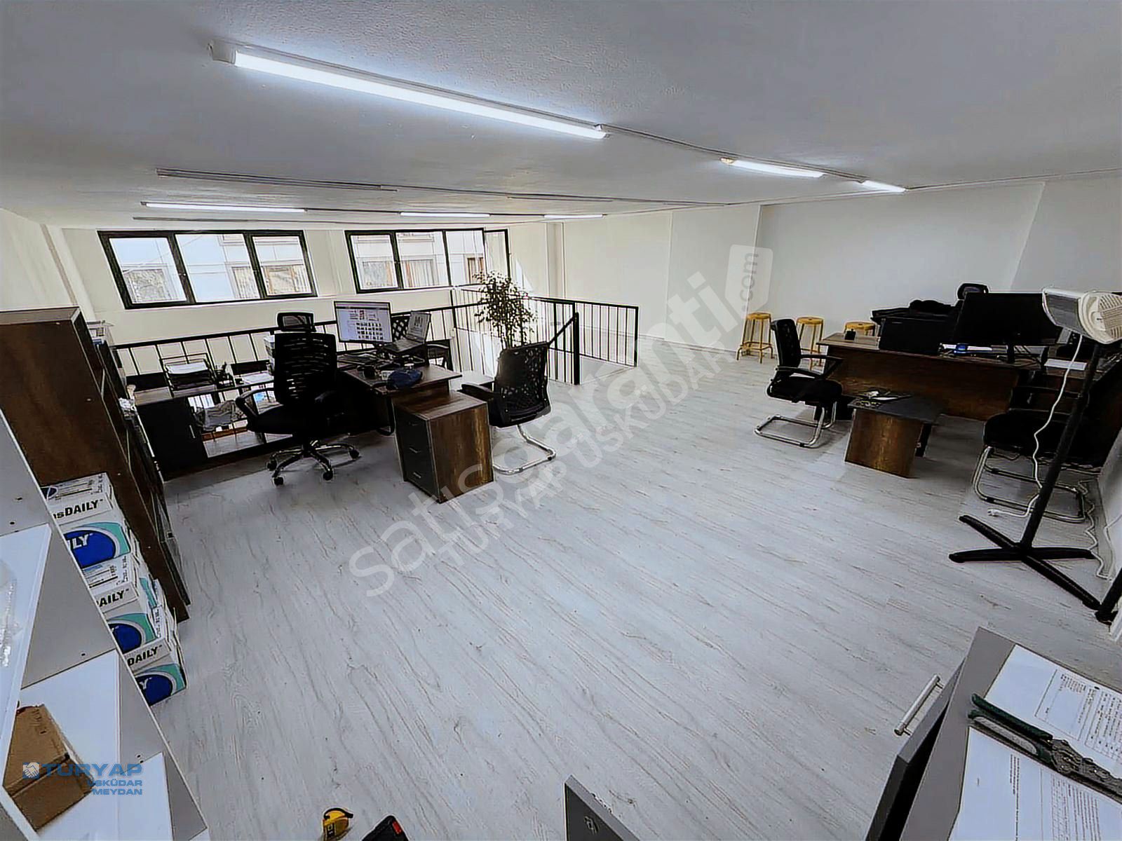KADIKÖY HASANPAŞA 'DA DÜKKAN OFİS DEPO İMALATHANE 3 KATLI