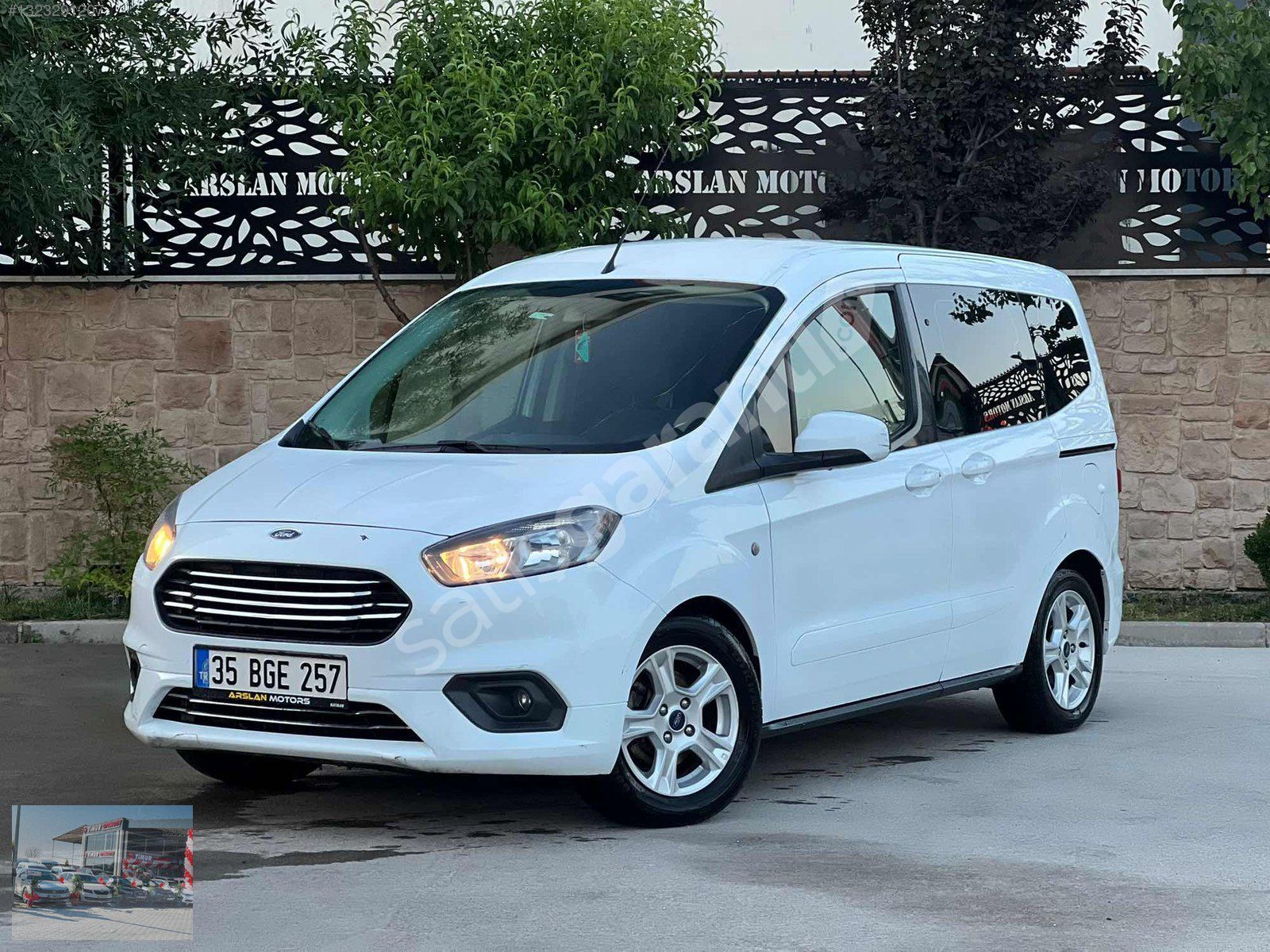 TİMUR OTOMOTİV DEN FORD TOURNEO COURİER 1.5 TDCİ DELÜKS