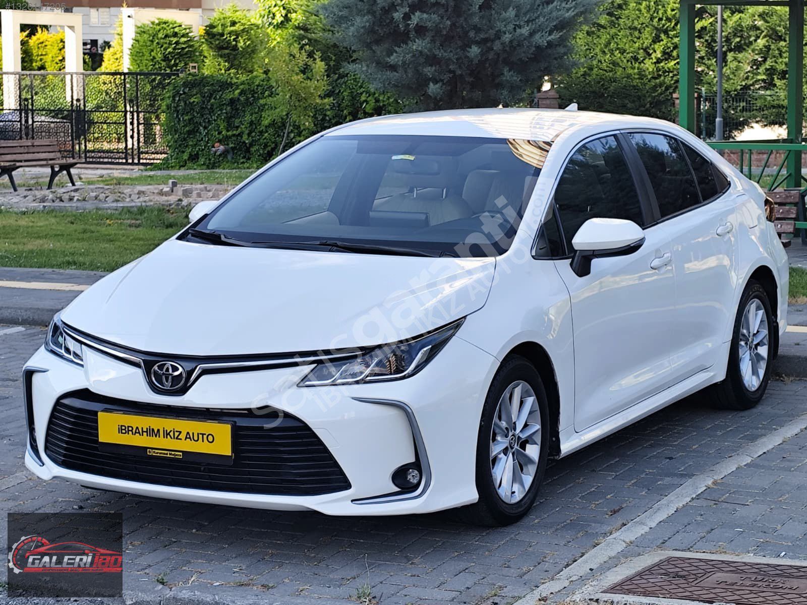 2021 MODEL COROLLA1.5 DREAM OTOMATİK KAZASIZ DEĞİŞENSİZ TERTEMİZ