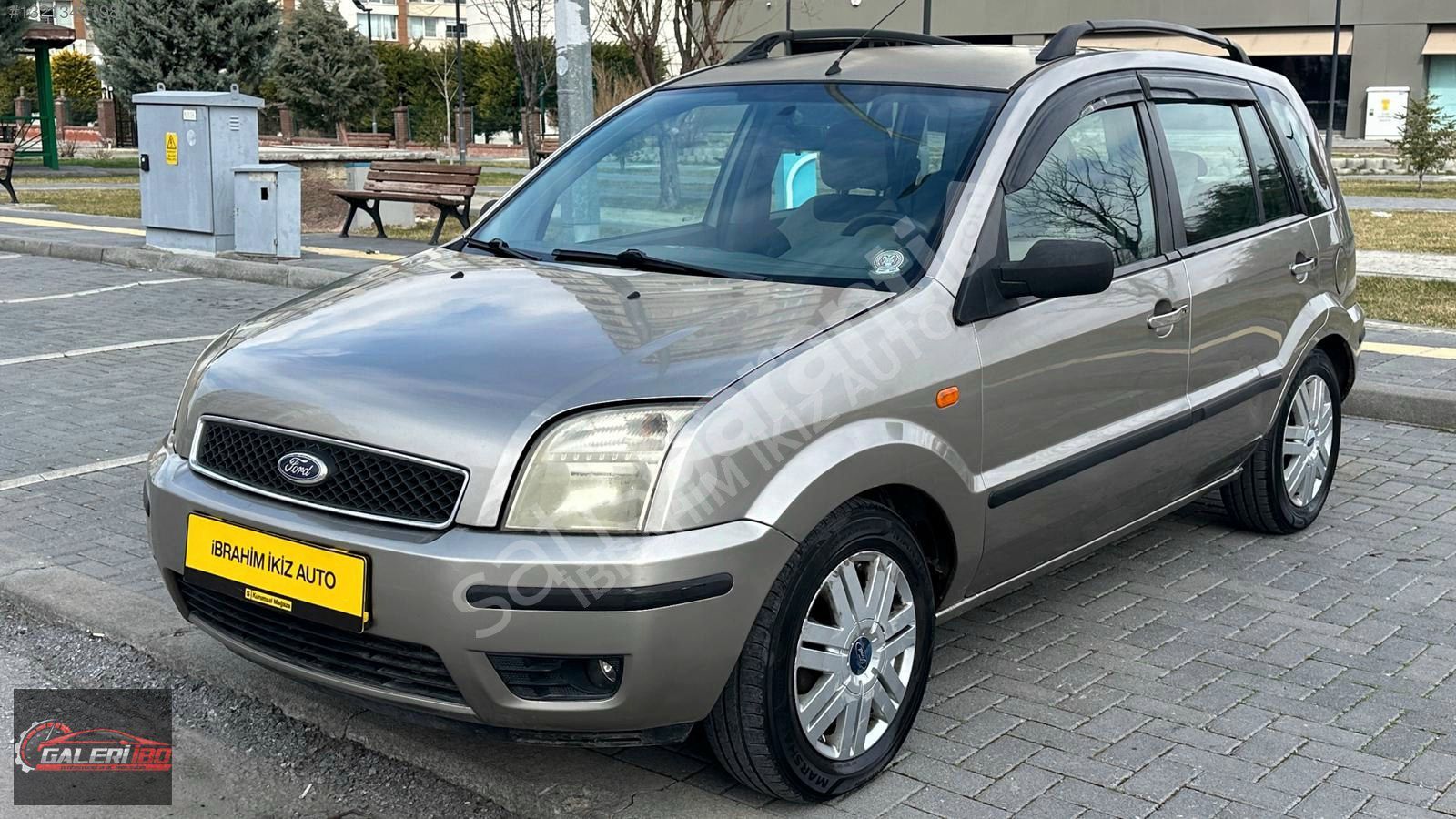 2004 MODEL FORD FUSİON 1.6 LUX EMSALSİZ TEMİZLİK TE LPG Lİ