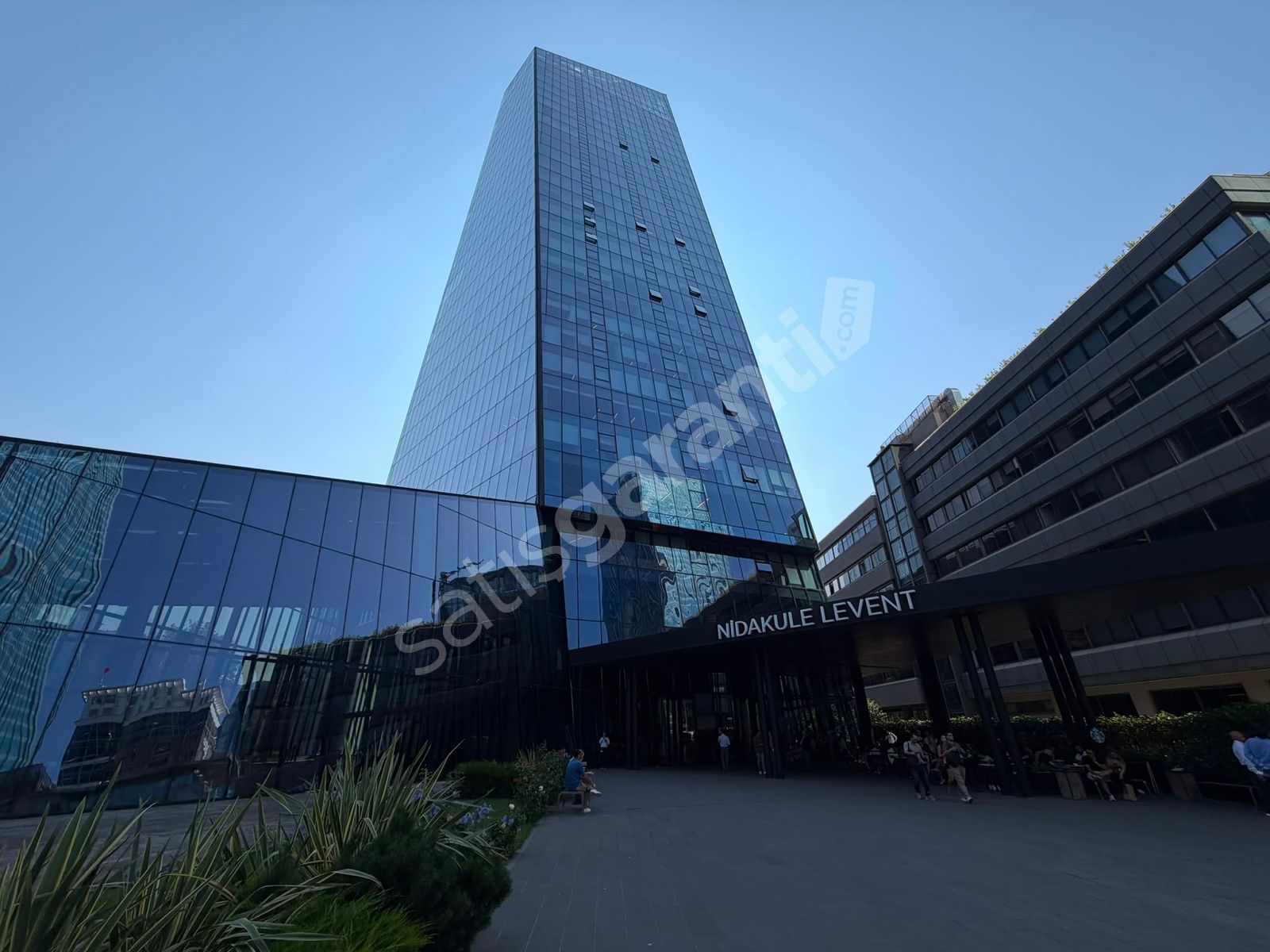 Levent Nida Kule'de Kiralık 720m² Plaza Katı - Kanyon Yanı