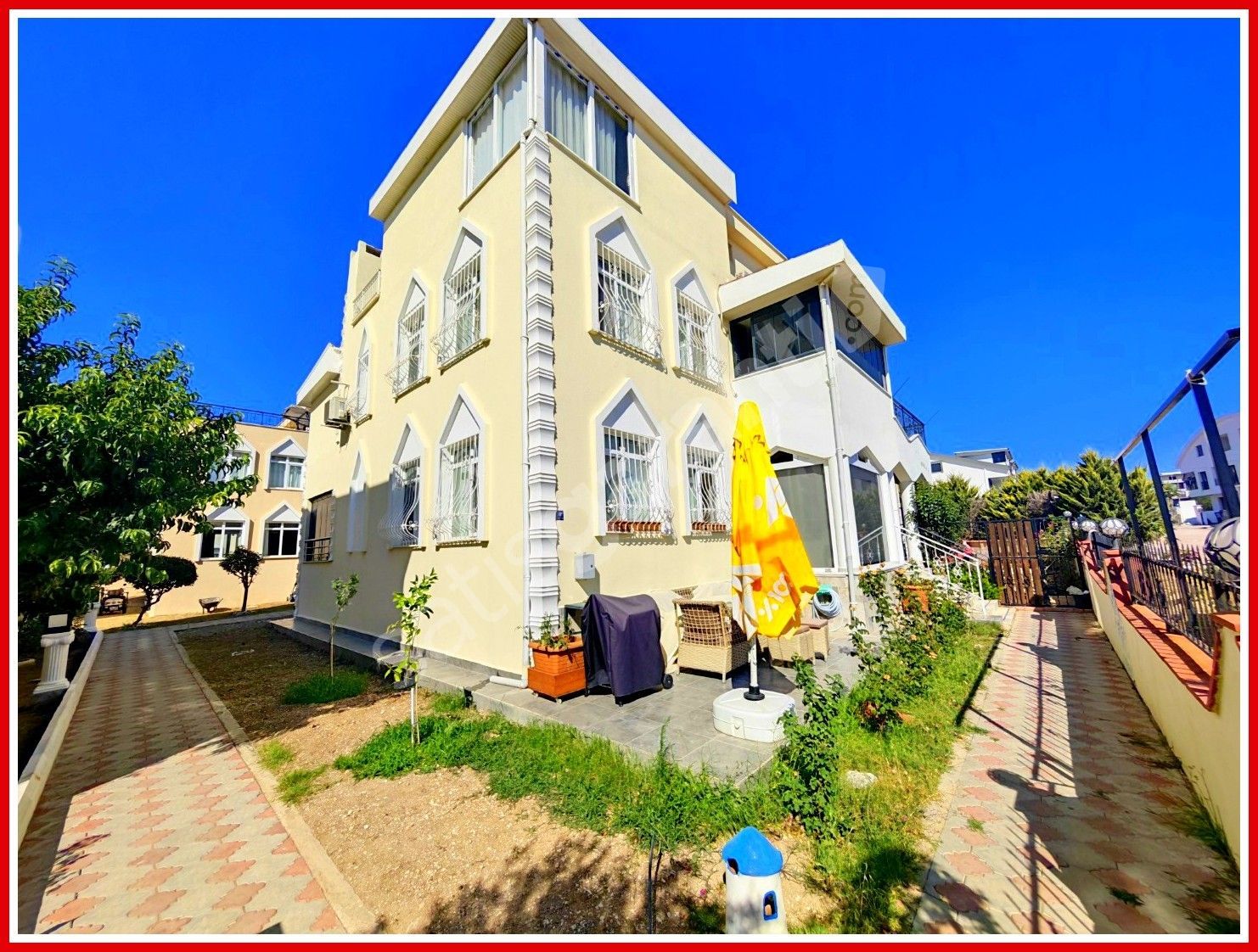Ege Emlak Didim'den Satılık Villa 5+1 Kapalı Mutfak Kaloriferli