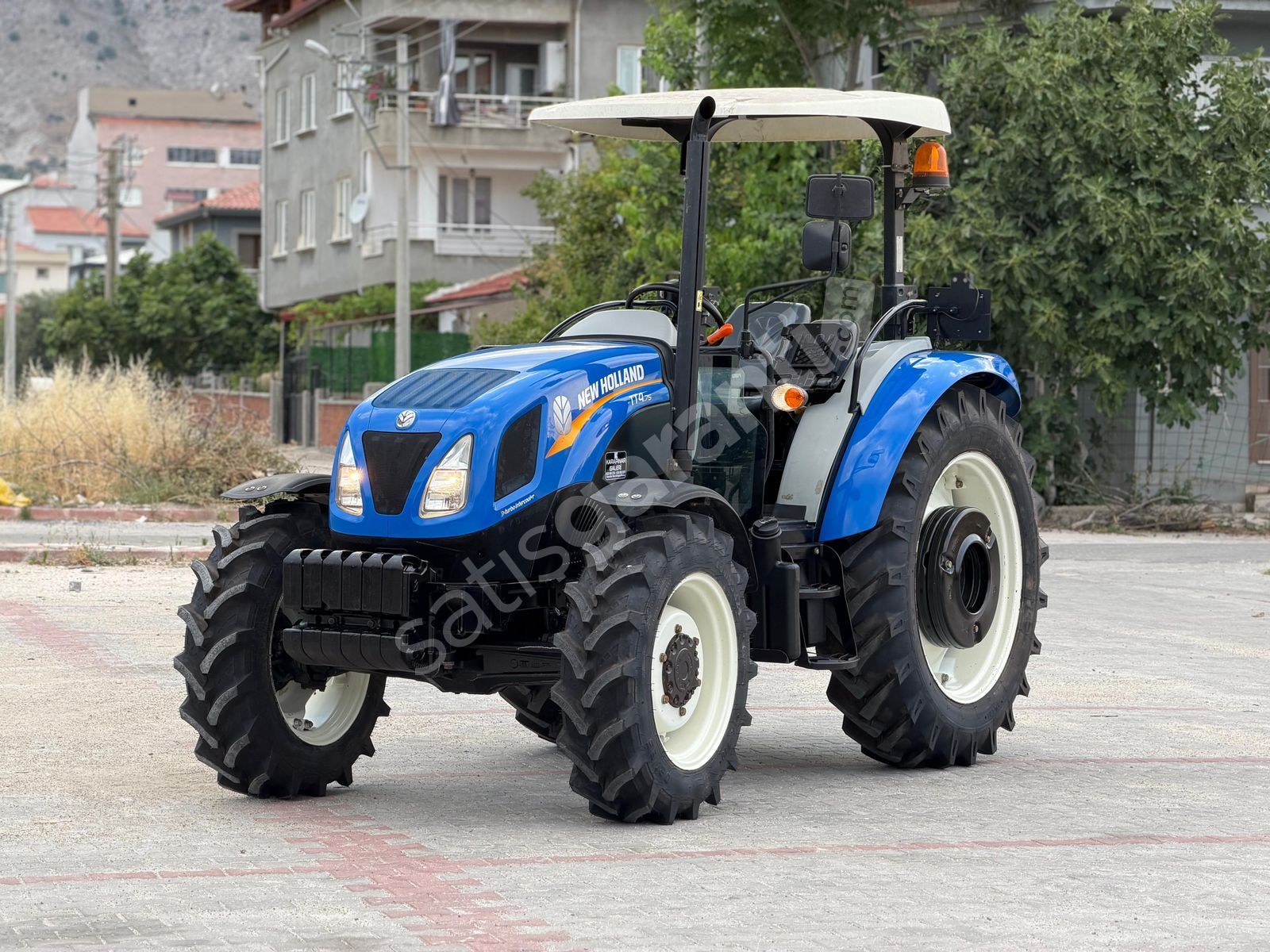 2022 NEW HOLLAND TT4.75 1600 SAATTE 4 LASTİK YENİ PS