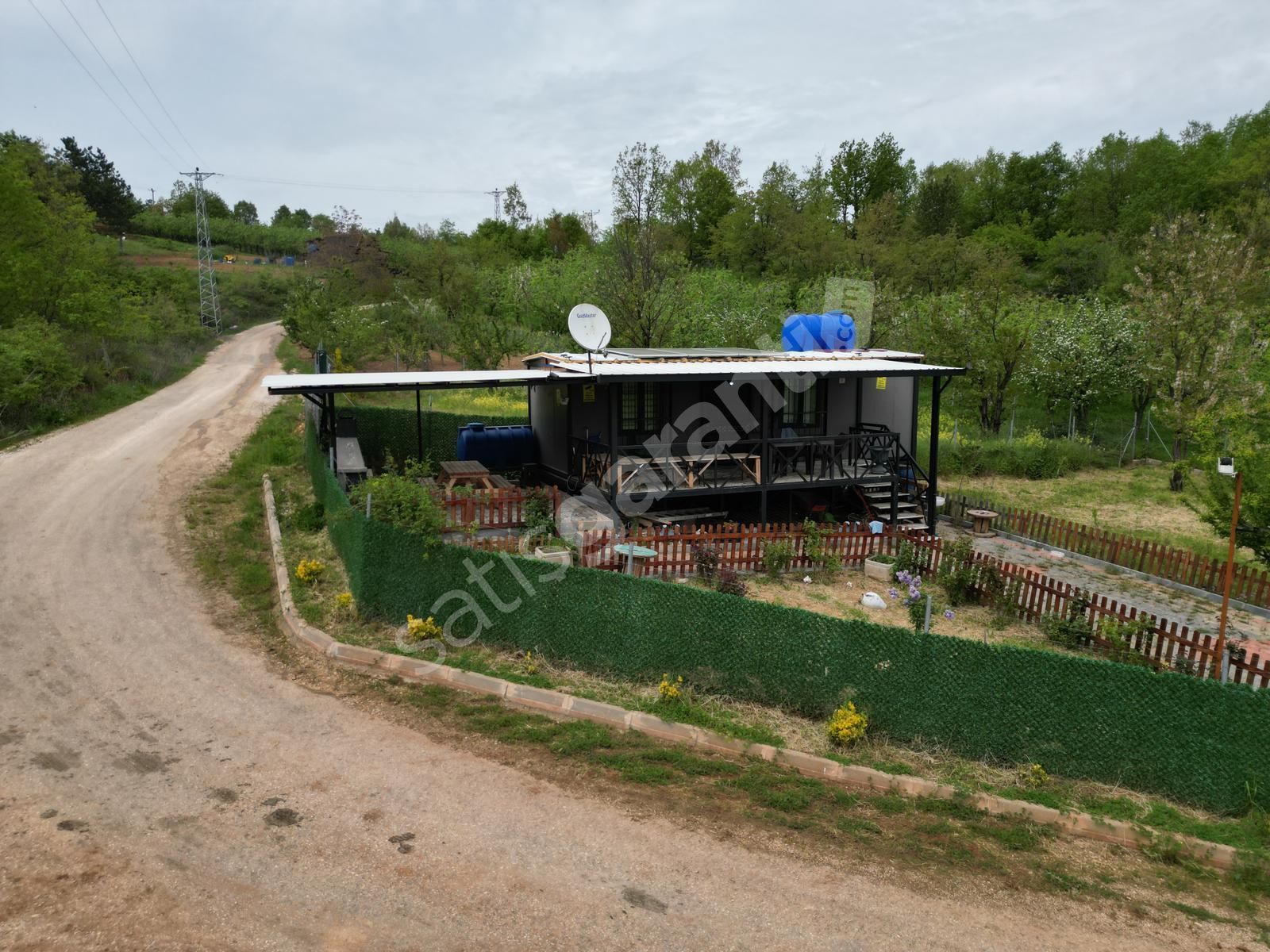 Kestel Kozluören'de hazır kurulu 608 m2 kullanım alanlı bahçe