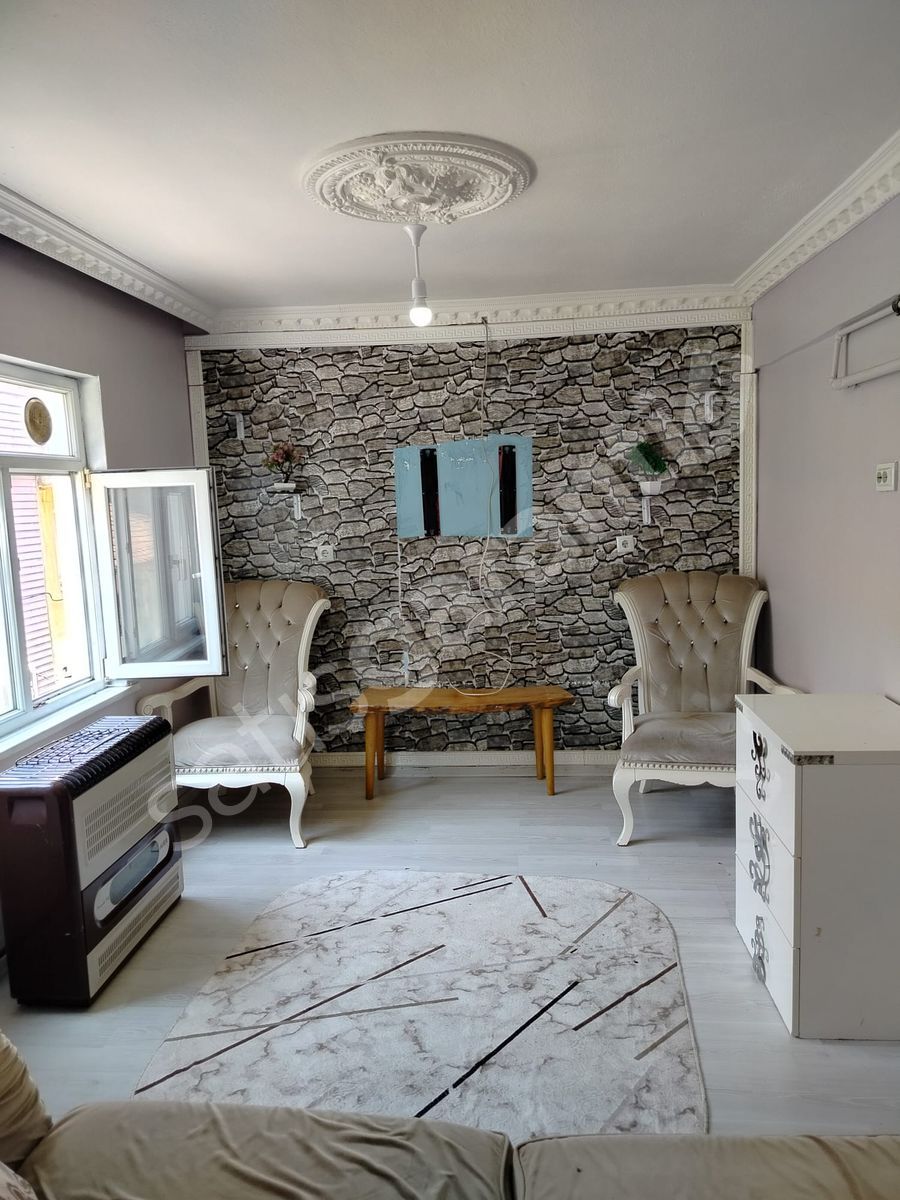 OSMANGAZİ BAHAR MAH MERKEZİ KONUMDA EŞYALI 1+1 KİRALIK DAİRE