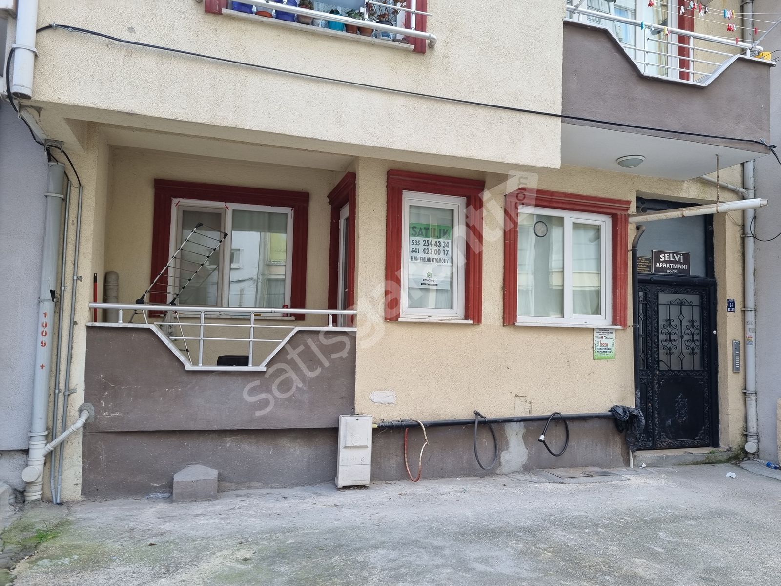 BARBAROSTA SATILIK GÖMME MUTFAK 1+1 DAİRE HAN EMLAK'TAN