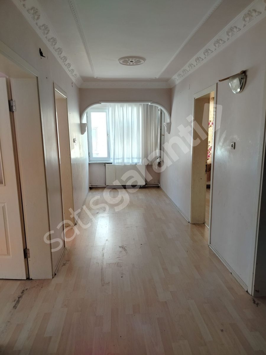 Bursa Osmangazi Namık Kemal Mh merkezi konumda kiralık daire