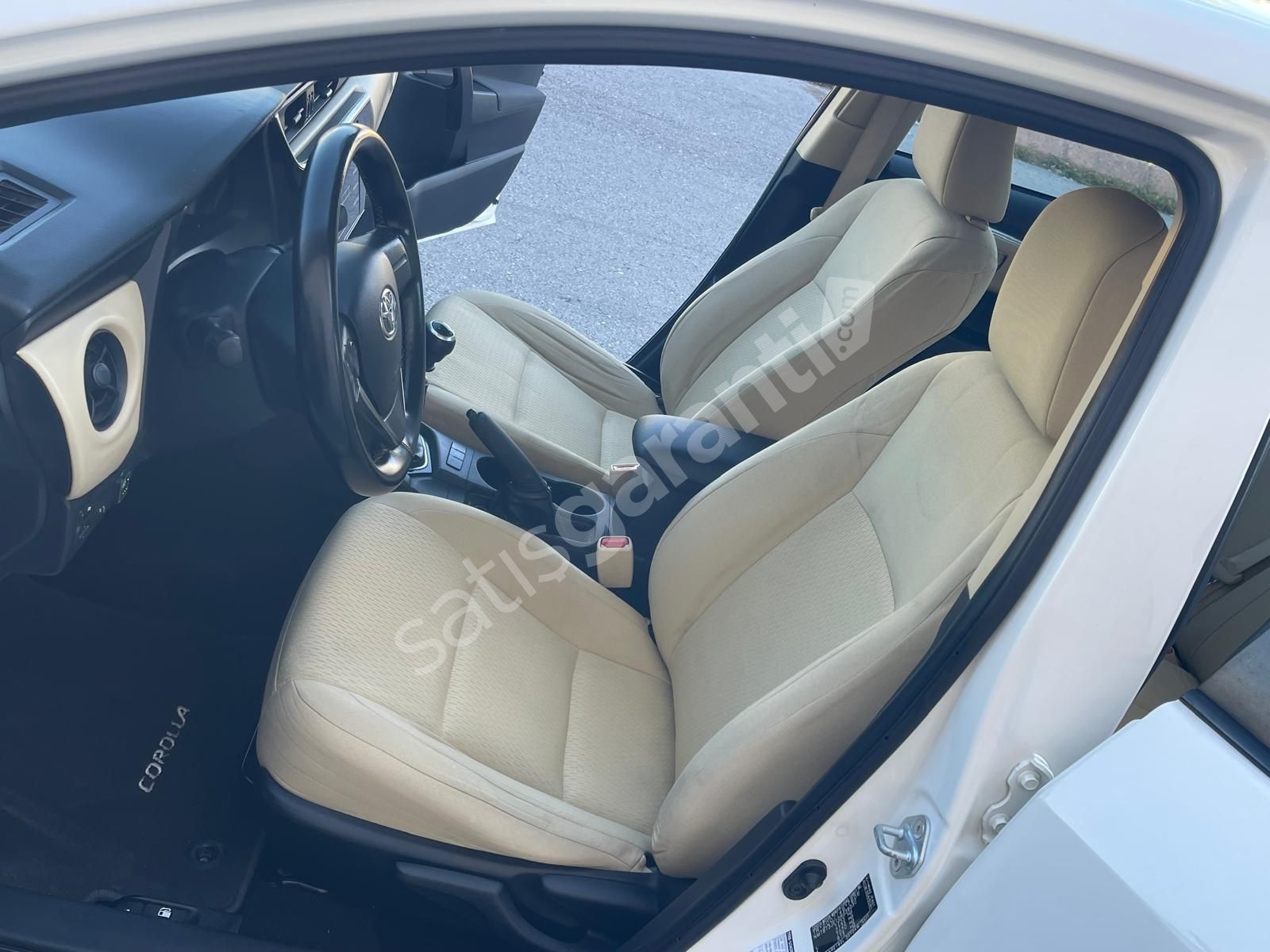 CEYHAN OTOMOTİV DEN COROLLA LPĞ Lİ+HIZ SABİTLEME Lİ CAM GİBİ