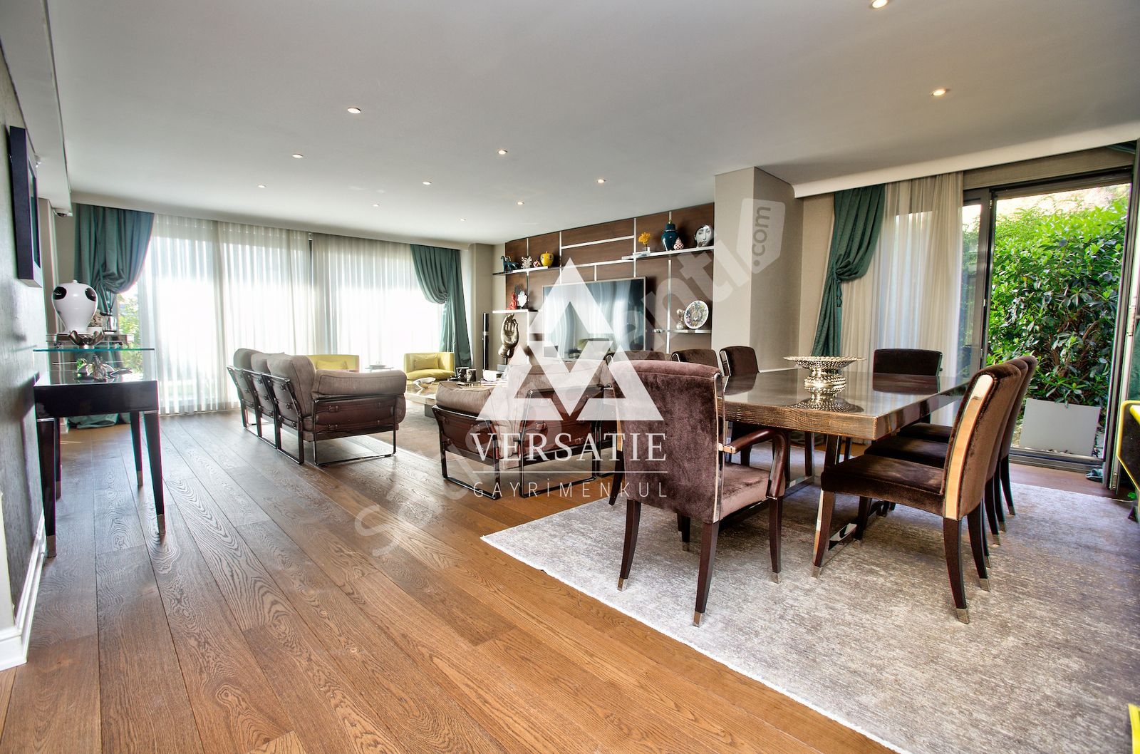 Ulus Tepe Konakları 5+1 Kiralık Bahçe Dubleksi