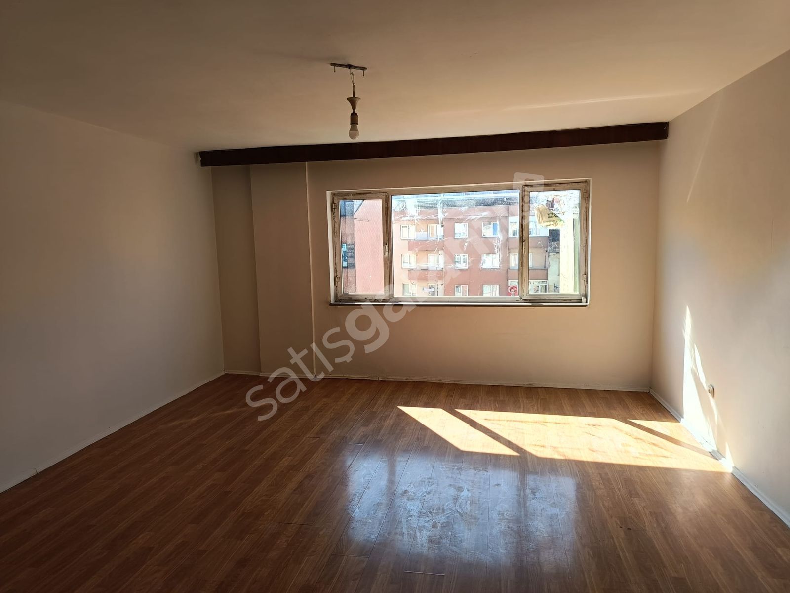 Bursa Osmangazi Sakarya Mh merkezi konumda kiralık daire
